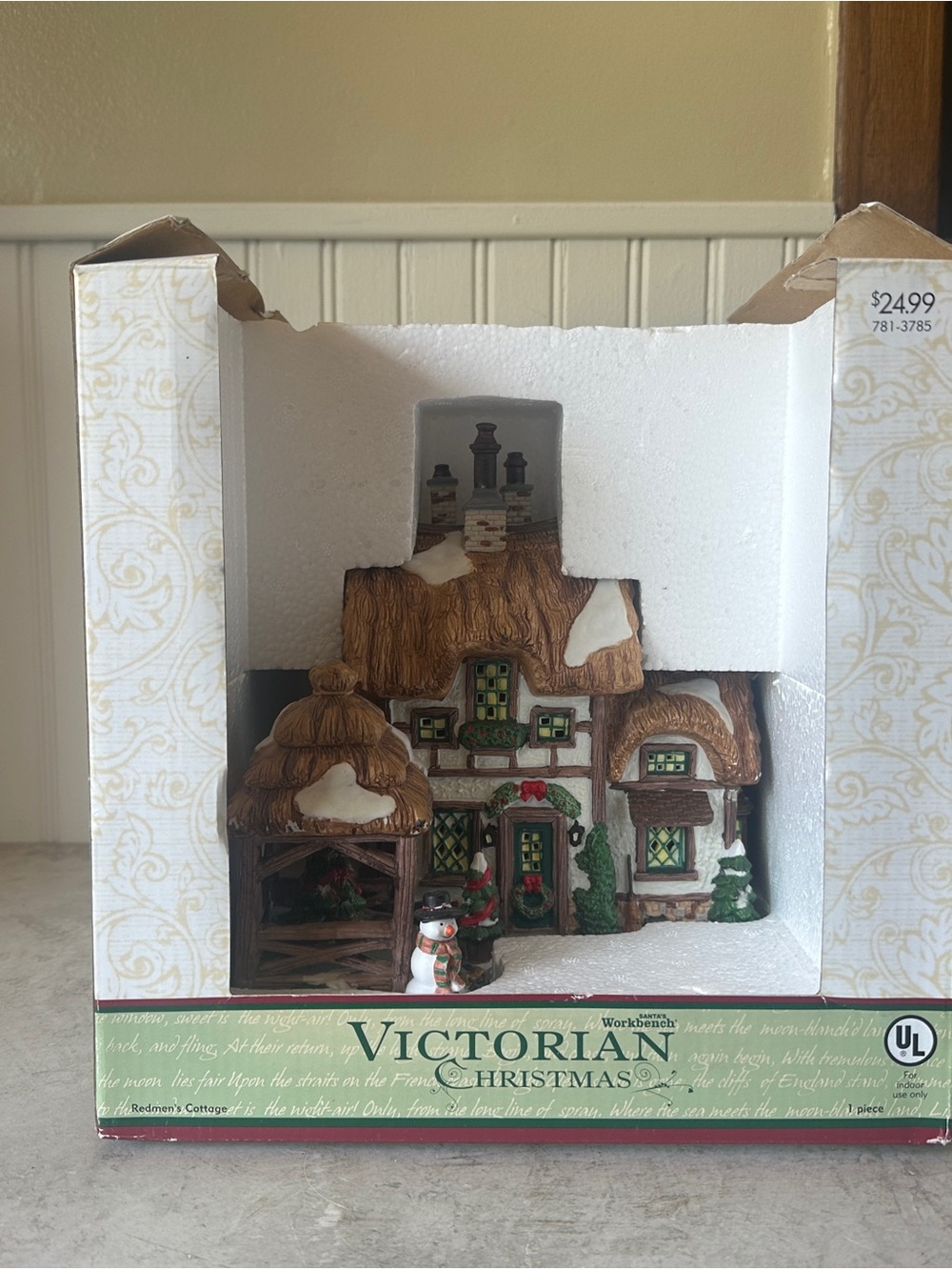 Santa's Workbench Redmen’s Cottage Victorian Series 2005 Christmas Village House